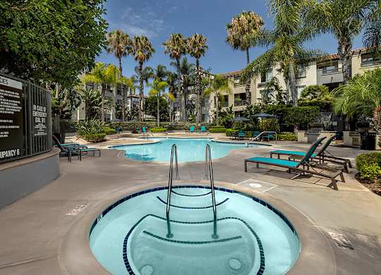 Spa and pool at Campana Crown Valley Apartments in Mission Viejo CA
