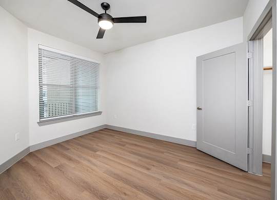 Vacant unit at Heights at 1520 Apartments in Houston TX