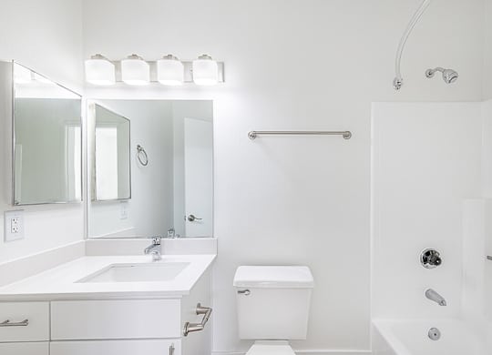 Secondary bedroom at Marquessa Villas Apartmetns and Townhomes in Corona CA 