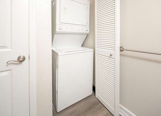 Vacant Washer and Dryer at il Palazzo Apartments in San Diego CA