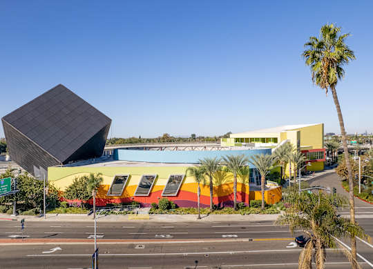 Shopping near Vita Apartment Homes in Orange CA
