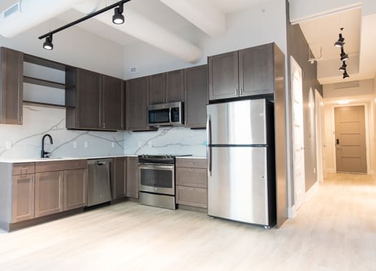 Kitchen Unit at 35W, Detroit