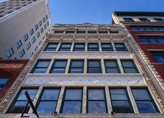 1525 Broadway Street, Detroit, MI 48226