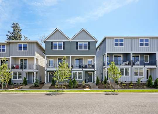 Building Exterior View at Holmes Park Townhomes, Oregon City, OR, 97045