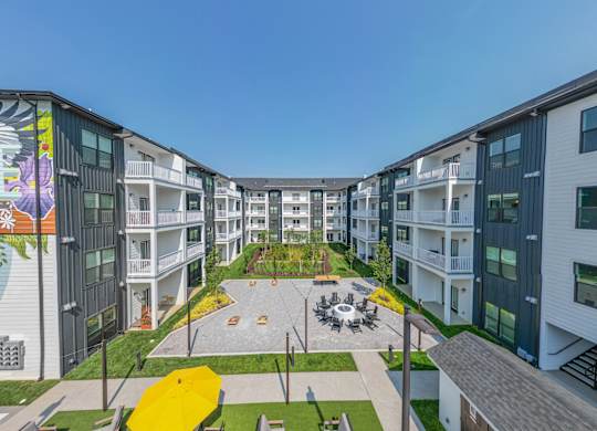 Flats at Laurel and Pine Apartments