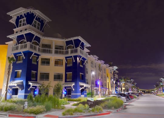 Exterior Nigh