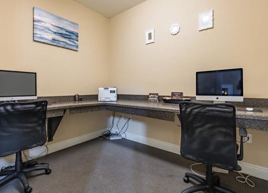 business centers with computers