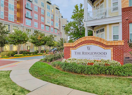 an image of the entrance sign at the ridgewood apartments in las vegas, n