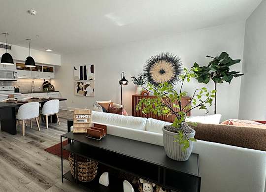 Kitchen and dining area at Idea1 Apartments in in San Diego CA