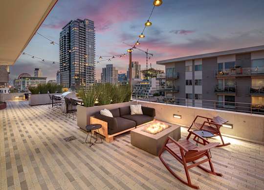 Rooftop lounge fire pit at Idea1 Apartments in in San Diego CA
