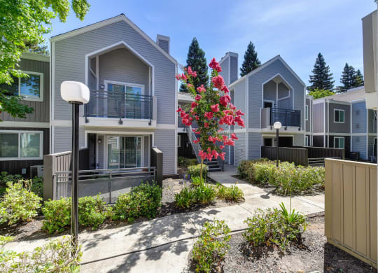Property Grounds at Rush River Apartments, Sacramento