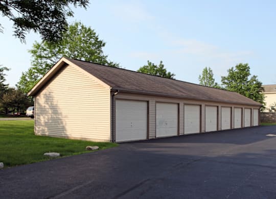 Detached Garage