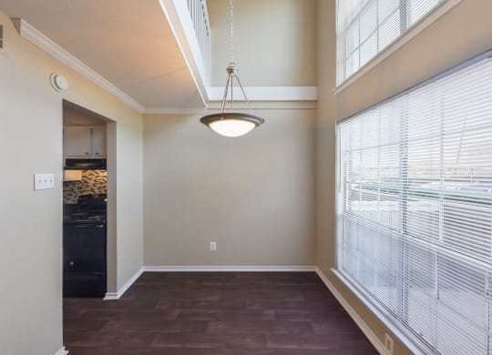 Dining Room at Davenport Apartments in Dallas, TX