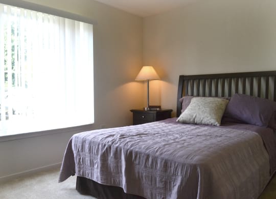 Bedroom at LakePointe Apartments, Batavia, OH