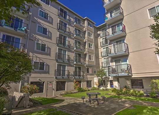 Property Courtyard at King Arthurs Court, Seattle, WA