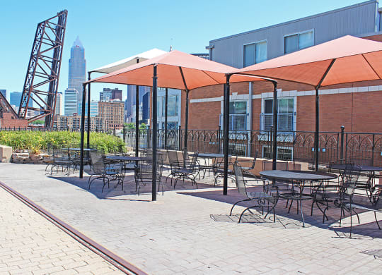 Picnic Area With Grilling Facility at Stonebridge Waterfront, Cleveland, 44113