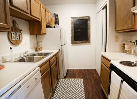 Large Kitchen at Crown Station Apartments, Ohio, 45102