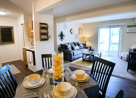 Dining With Living at Crown Station Apartments, Amelia, OH, 45102