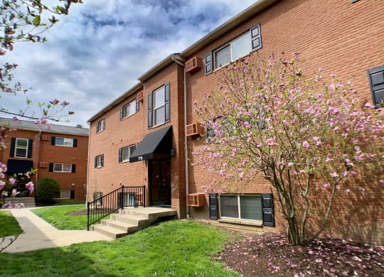 Elegant Exterior at Crown Station Apartments, Amelia, OH