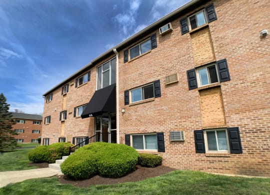 Green Outdoor at Crown Station Apartments, Amelia, OH