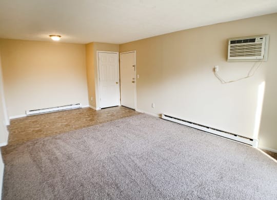 Wooden flooring rooms at Oakwood Apartments, Kentucky, 41042