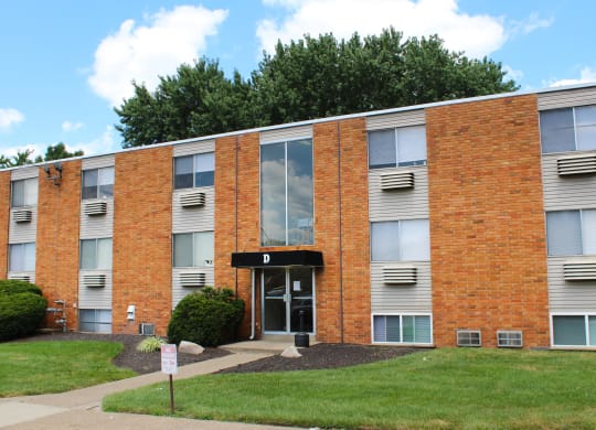 Green Outdoor Space  at Barkley Ridge Apartments, Kentucky