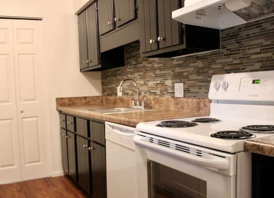 Electric Appliances  at Concord Woods Apartments, Milford
