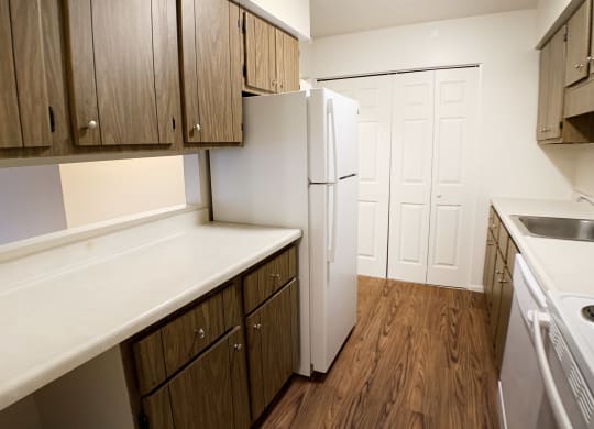 Kitchen Unit  at Concord Woods Apartments, Milford, 45150