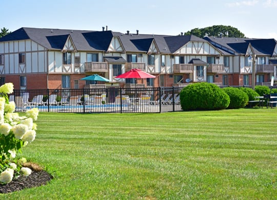 Amazing Outdoors at Perry Place, Grand Blanc, Michigan