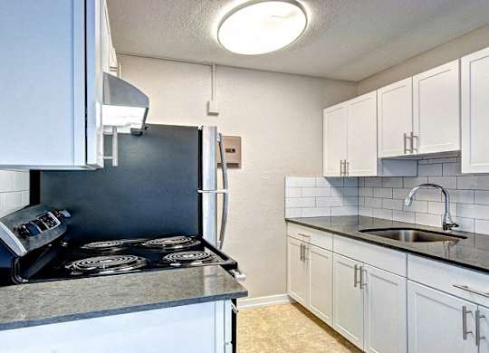 Fully Equipped Kitchen at Lock Vista, Seattle, WA