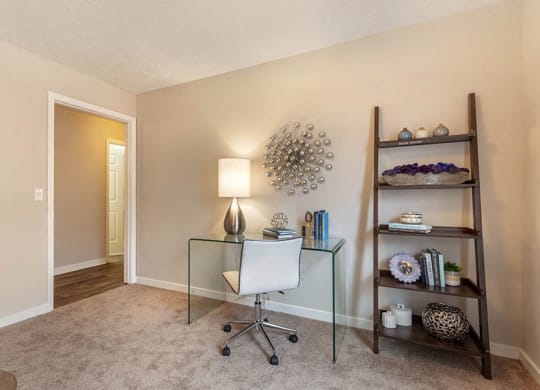 Unique Light Fixture at Ridgeland Place Apartment Homes, Ridgeland, MS, 39157
