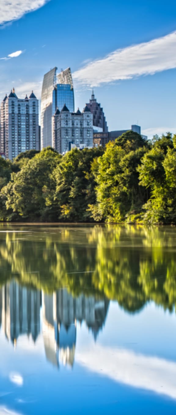 a view of the pittsburgh skyline from piedmont park