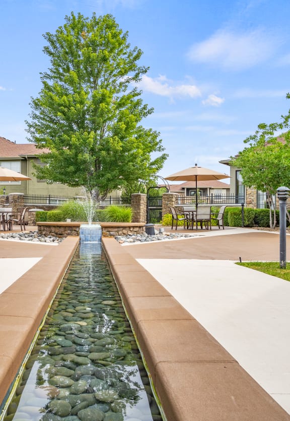 Luxury Apartments in Olathe, KS Avignon Apartment Homes