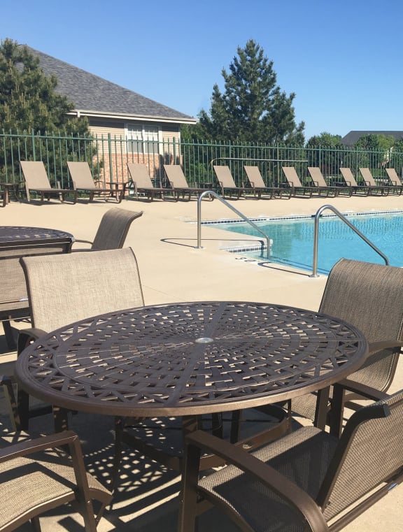 Social Lounge at Poplar Creek Apartments, Brookfield