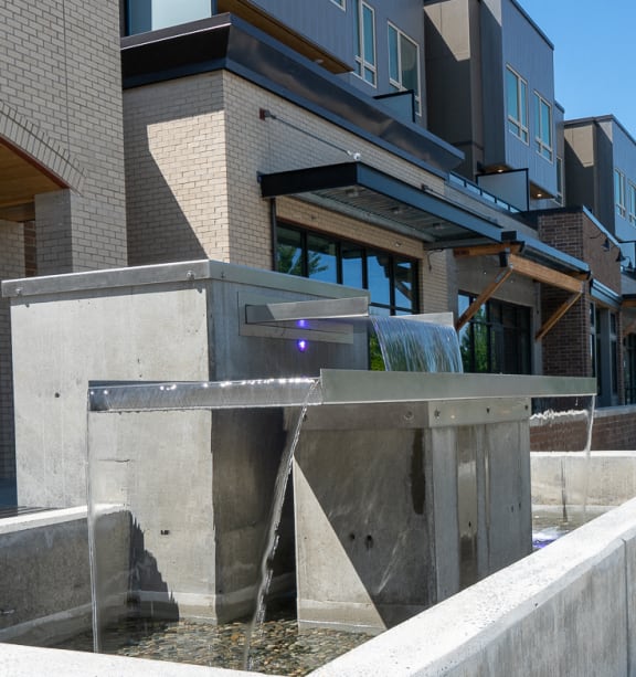 property building at Bridgeview 125 in University Place, WA