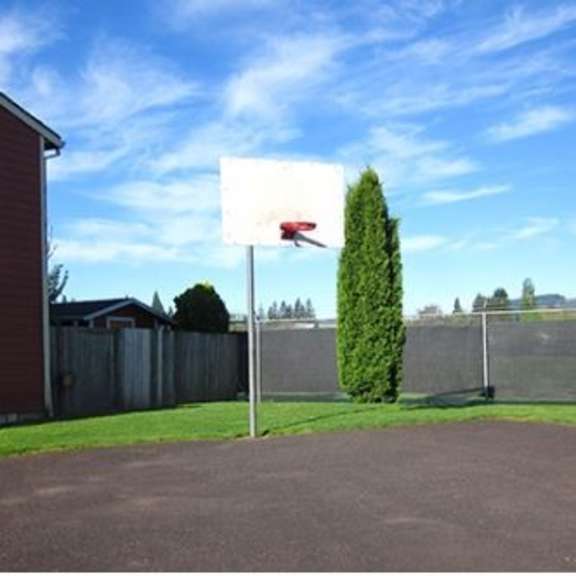 elm park basketball court