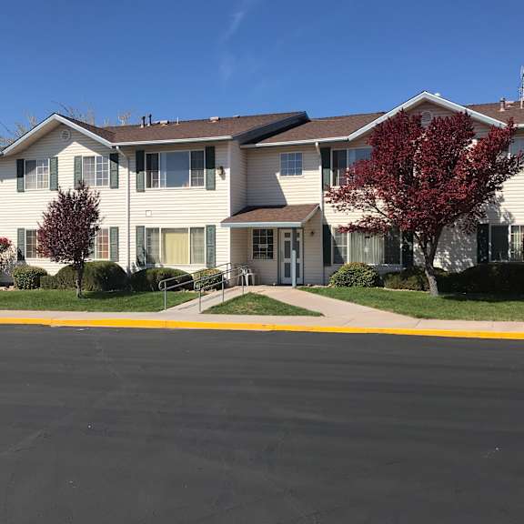 renee ann exterior