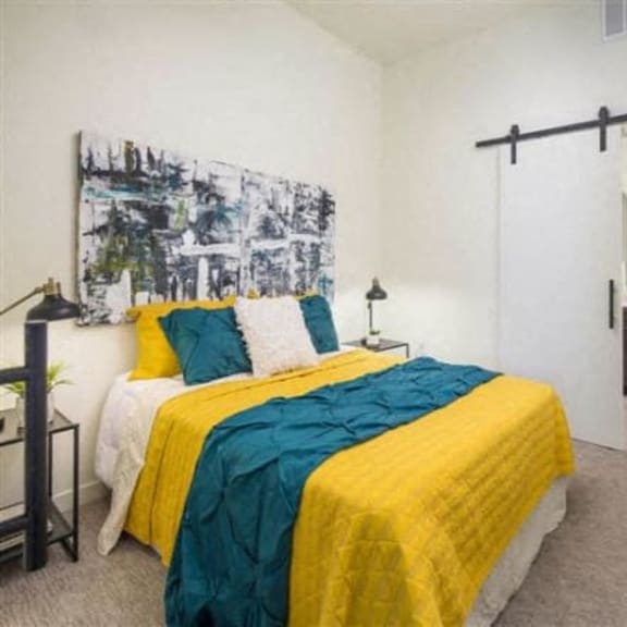 Clovis Point | Apartments in Longmont, CO | RENTCafe