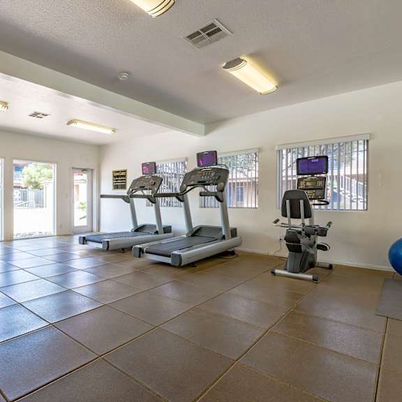 interior fitness center at playa vista apartments, pacifica sd management, las vegas