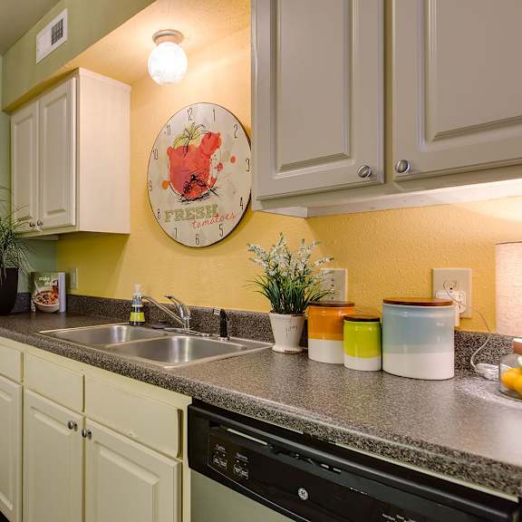 kitchen at madison hunters glen, raleigh, north carolina
