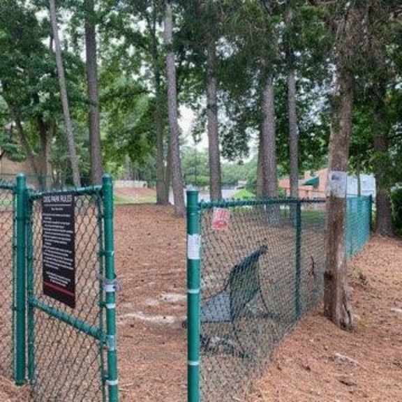 dog park at madison hunters glen, north carolina 27606