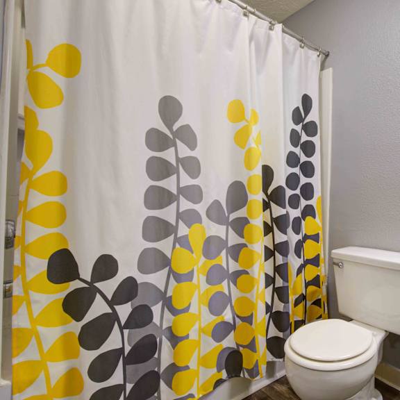 bathroom at laurel springs, raleigh