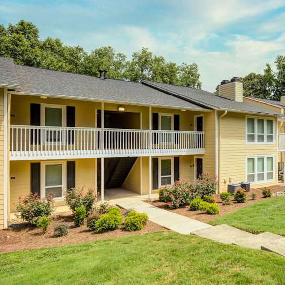 building at laurel oaks, raleigh