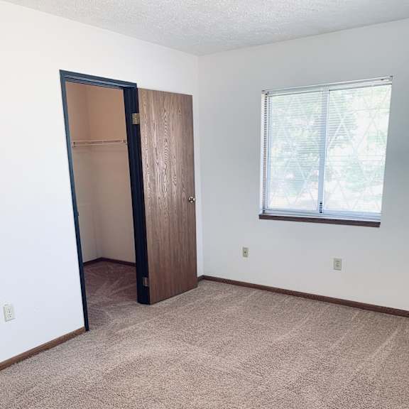 sherman apartments
501 homer road, concord, mi 49237
