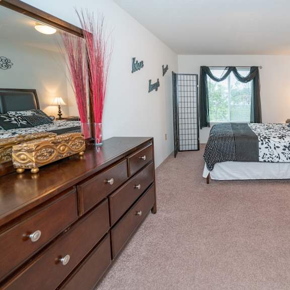 walking into the second bedroom at boggan estates apartments in tupelo, ms
