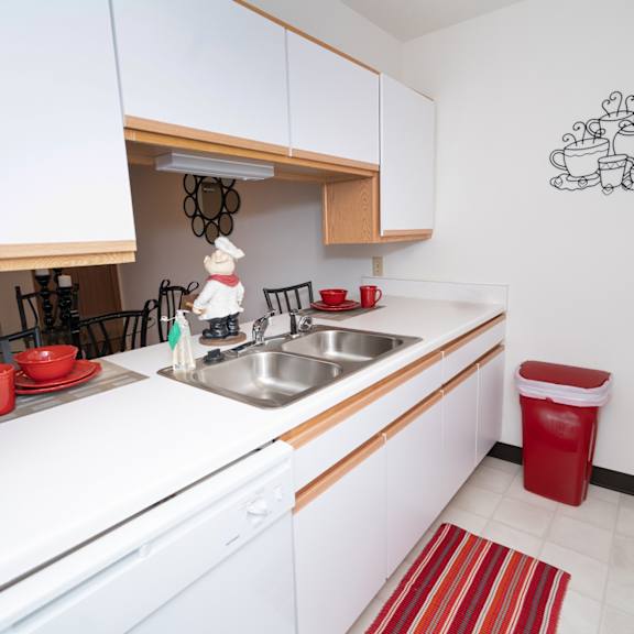 kitchen at boggan estates apartments in tupelo, ms
