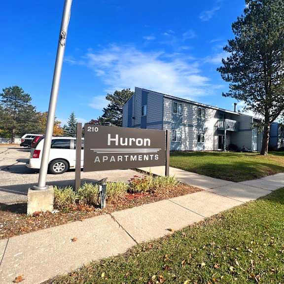 huron apartments mackinaw city mi