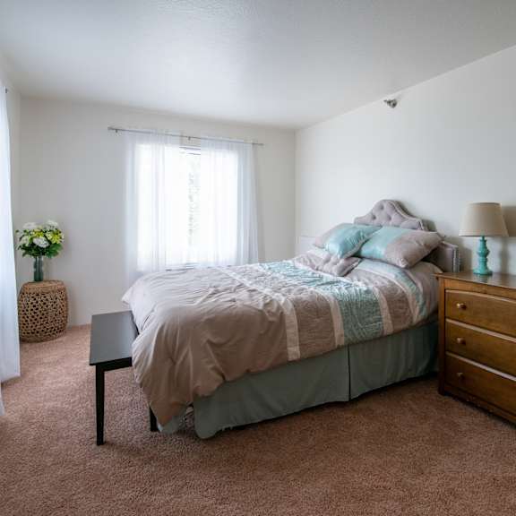gorgeous bedroom at custer estates apartments, monroe, mi