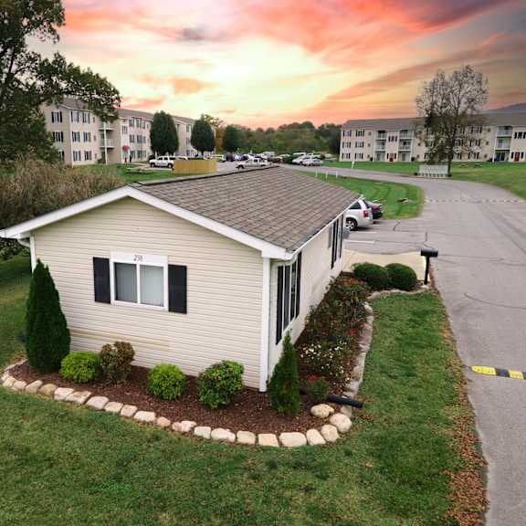 exterior davis estates apartments in shelbyville tn