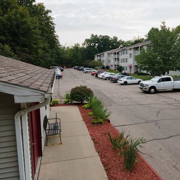 exterior at griffin estates 1721 bond street, niles, mi 49120